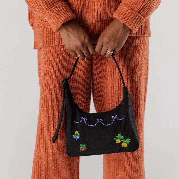 NWOT Baggu Mini Nylon Shoulder Bag - Cross Stitch - Picture 5 of 6